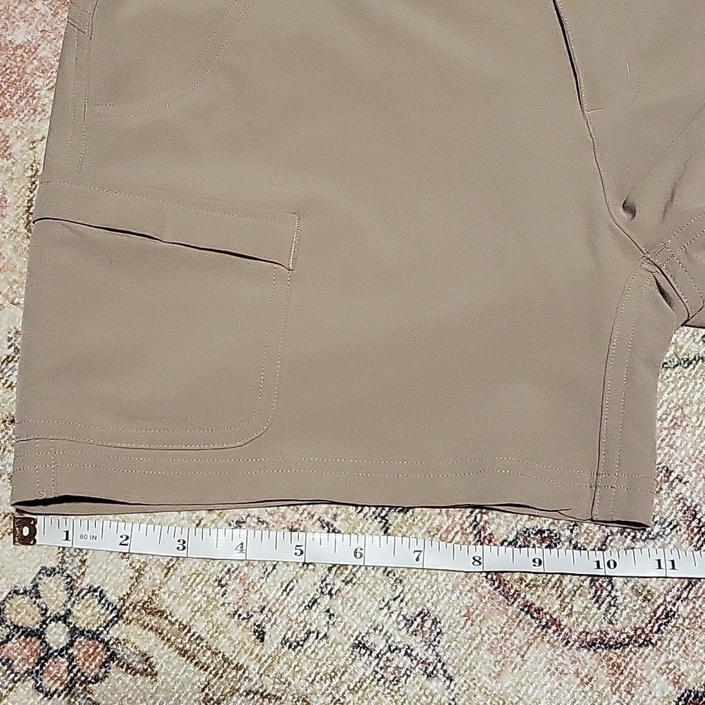 The North Face Tan Women's Polyester Elastane Zip Front 5 Pocket Shorts - Size 6 - Picture 8 of 11